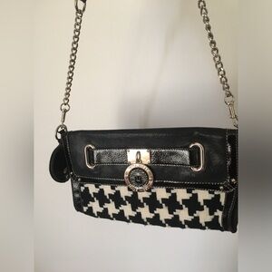 Nine West purse , bag, black & white match most outfits
